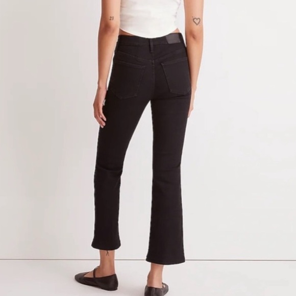 Madewell 25P Kick Out Crop Jeans petite black 0420 Midrise solid flare - Picture 3 of 12